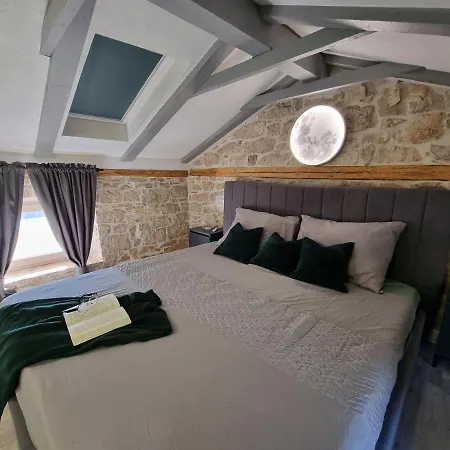 Apartman Vela & Vega *